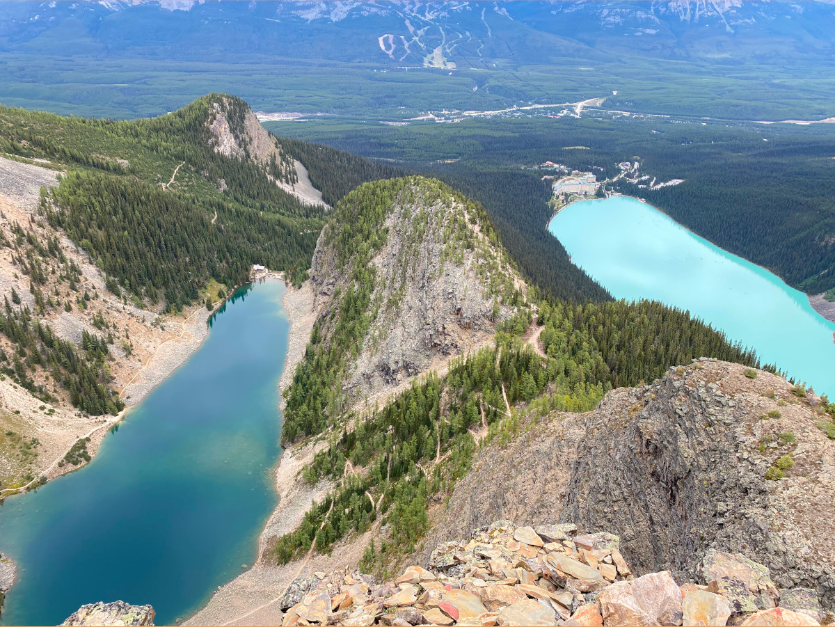 View of Lake Louise and Lake Agnes from the top of Devil&rsquo;s Thumb